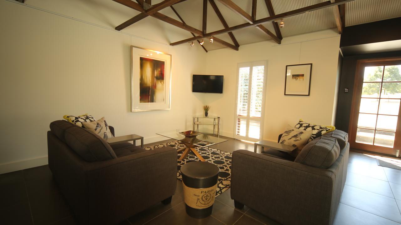 Mintaro Irongate Studio B&B المظهر الخارجي الصورة